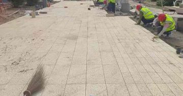 黑龙江黄金麻荔枝面地铺案例