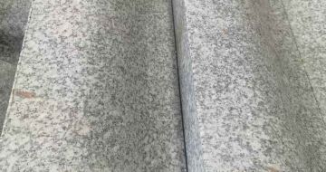 黑龙江芙蓉白S型拉丝面路沿石