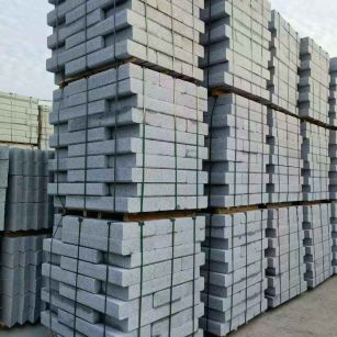 黑龙江 路沿石（路侧石），颜色一致，尺寸标准