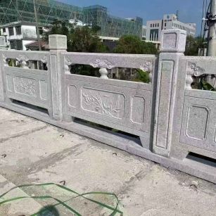 黑龙江 芝麻白栏杆