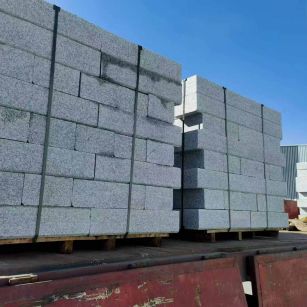 黑龙江 路沿石装车出货